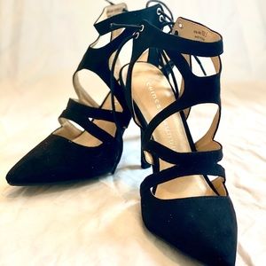 Black Chinese Laundry lace up heel size 8